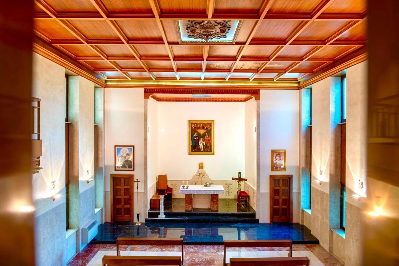Nazareth Residence วิแตร์โบ ภายนอก รูปภาพ